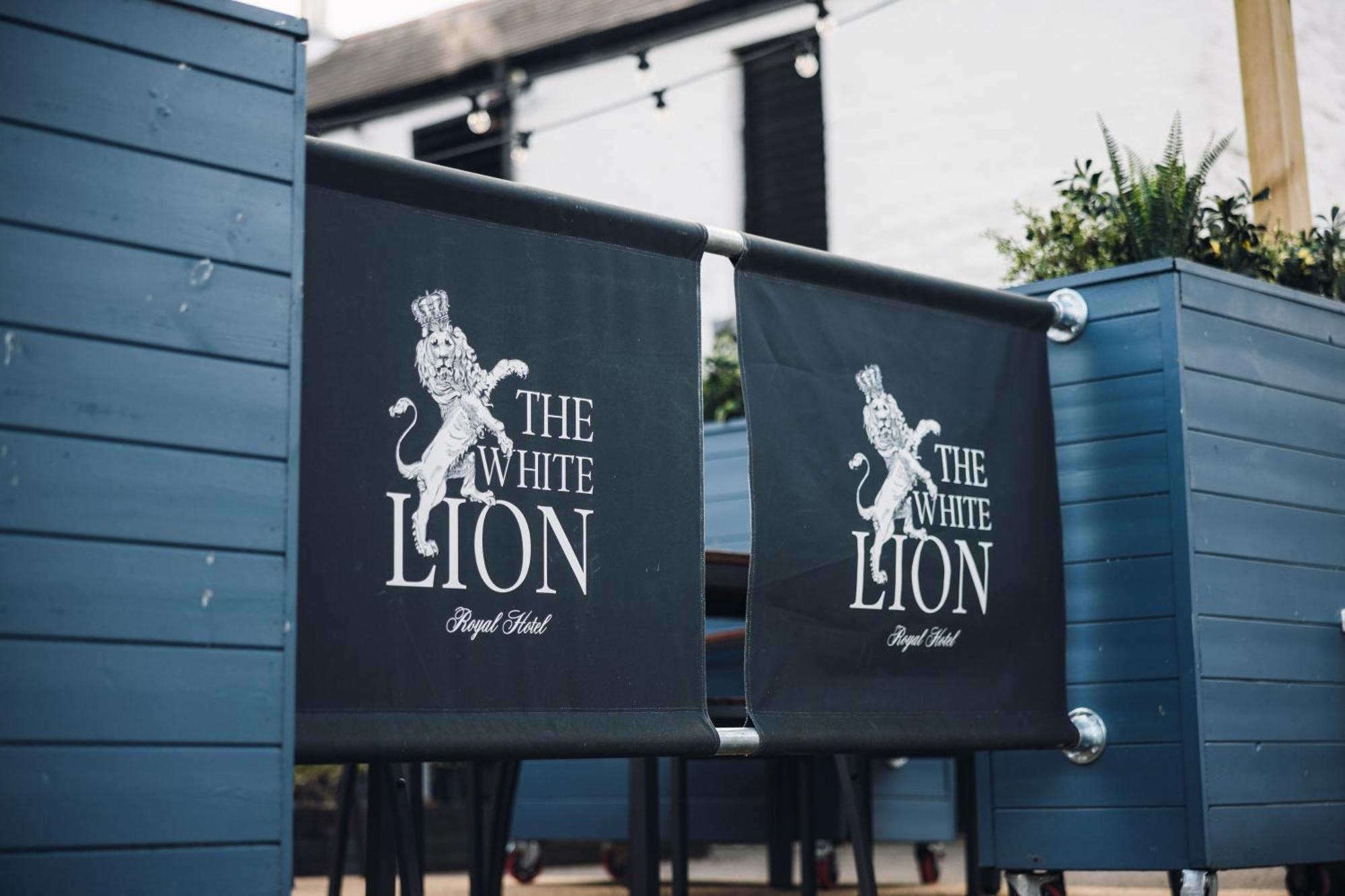 White Lion Royal Hotel Bala Exterior photo